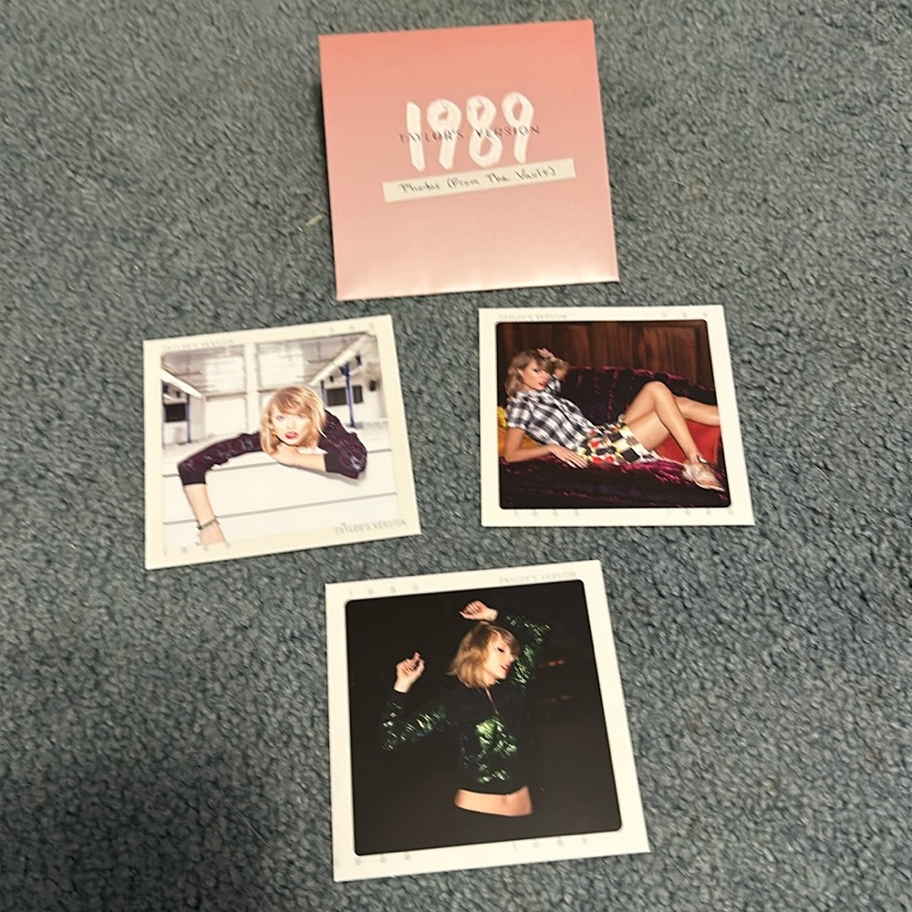 Sets of Taylor Swift 1989 Taylor’s Version 1989 Pictures